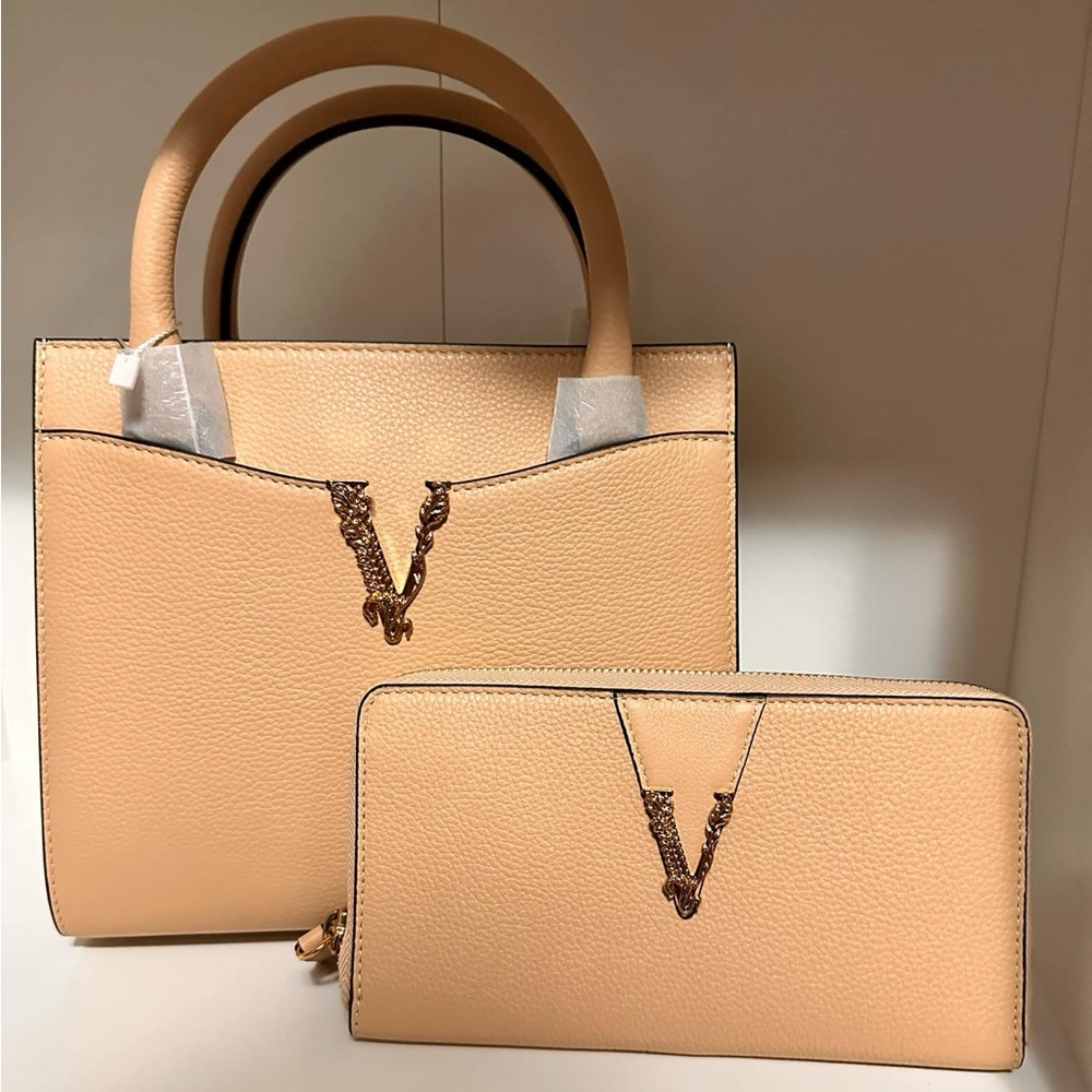 Versace 2-1 Set of Tote and Zippy Wallet